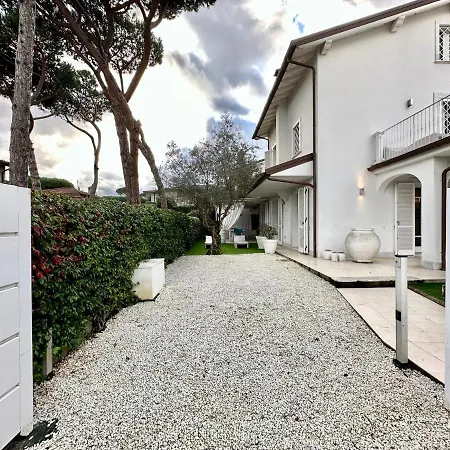 Elle Villa *